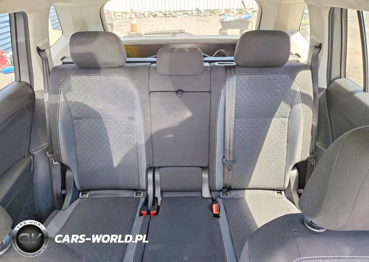 2021 Volkswagen Tiguan S VIN:3VV0B7AX3MM115730 - 10