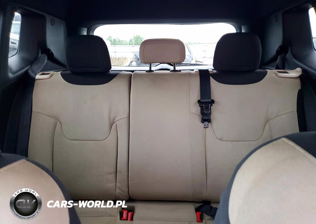 2016 Jeep Renegade Latitude VIN:ZACCJABT6GPD64161 - 10