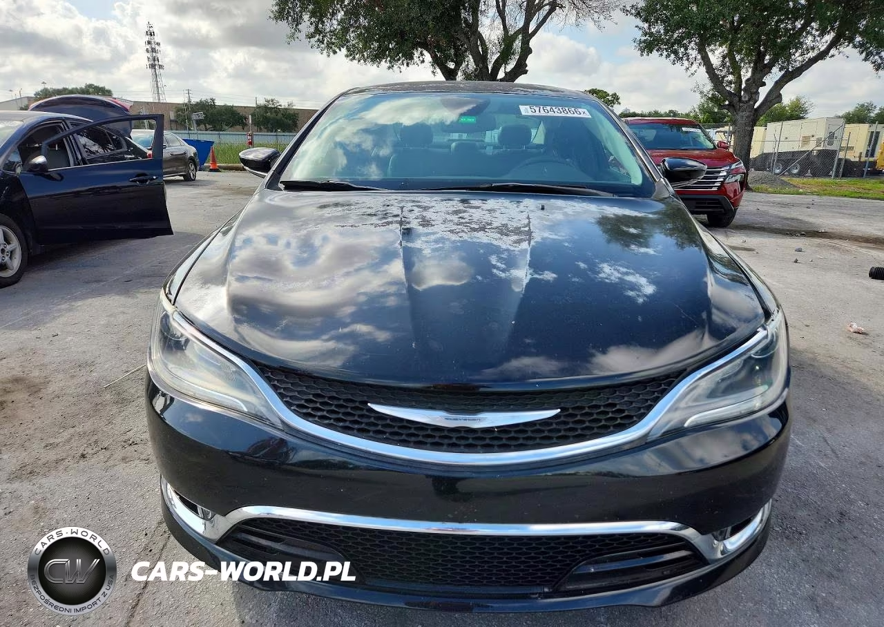 2016 Chrysler 200 C VIN:1C3CCCCB7GN112928 - 5