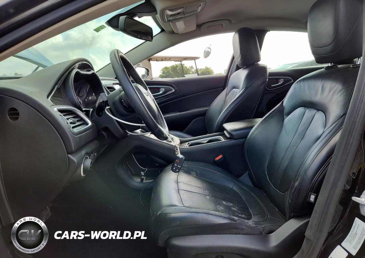 2016 Chrysler 200 C VIN:1C3CCCCB7GN112928 - 7