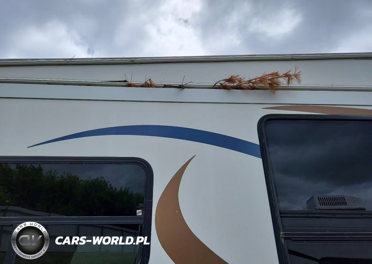 2011 Sunnybrook Camper VIN:4UBBR0T28B1H92405 - 10