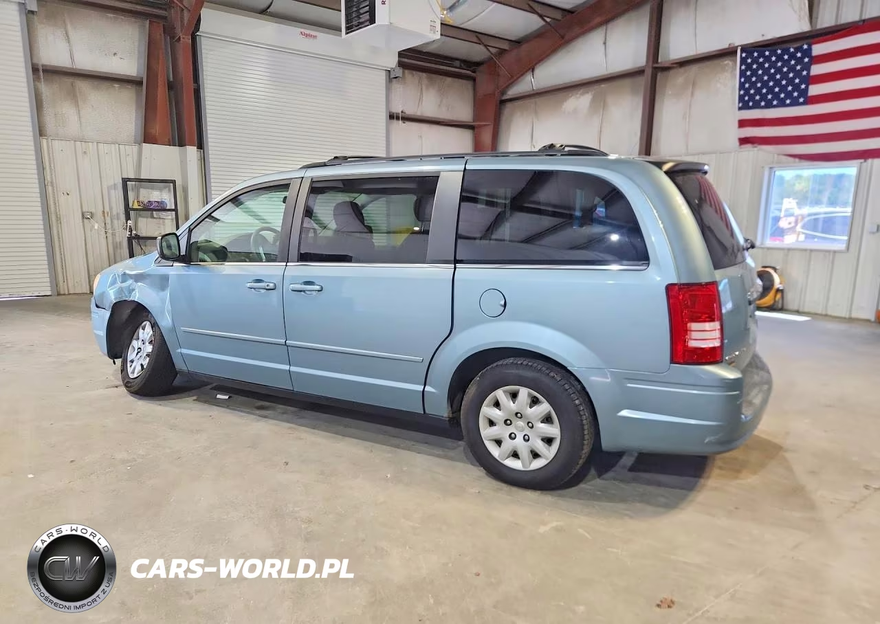 2010 Chrysler Town & Country Lx VIN:2A4RR4DE4AR137261 - 2