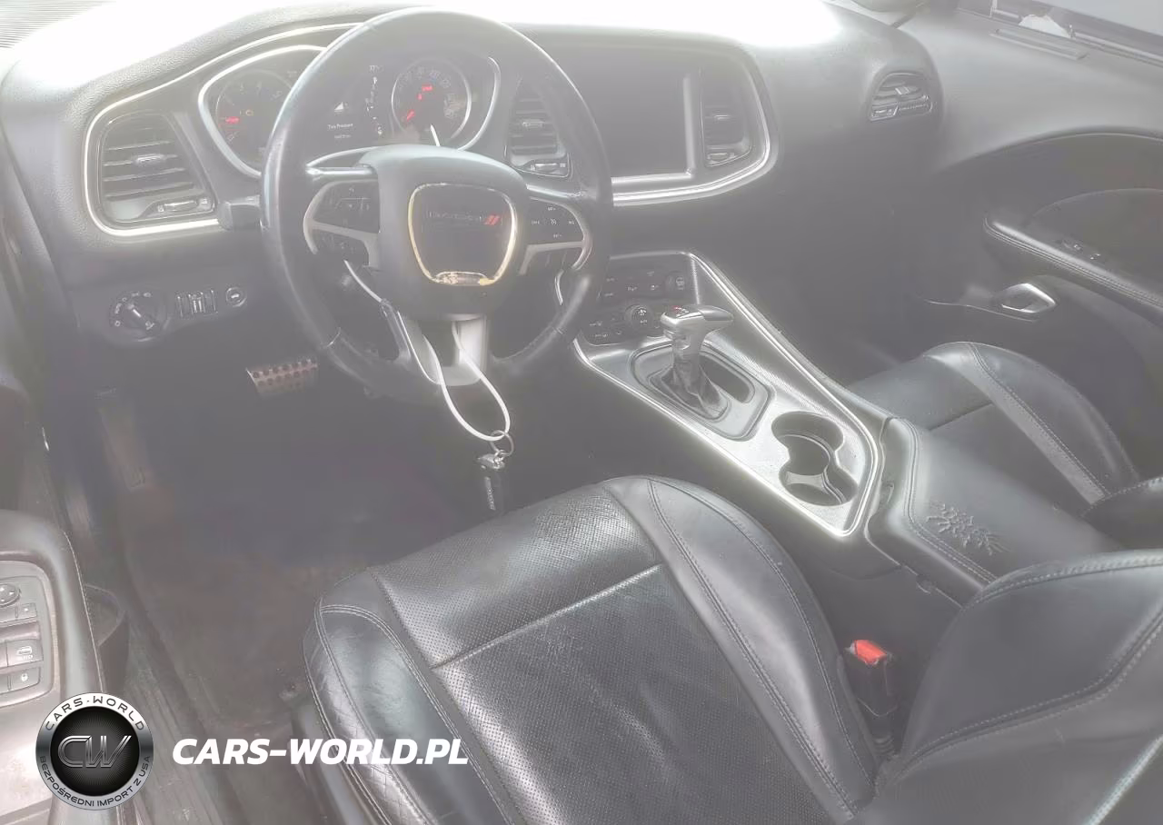 2018 Dodge Challenger Sxt VIN:2C3CDZAG9JH199357 - 8