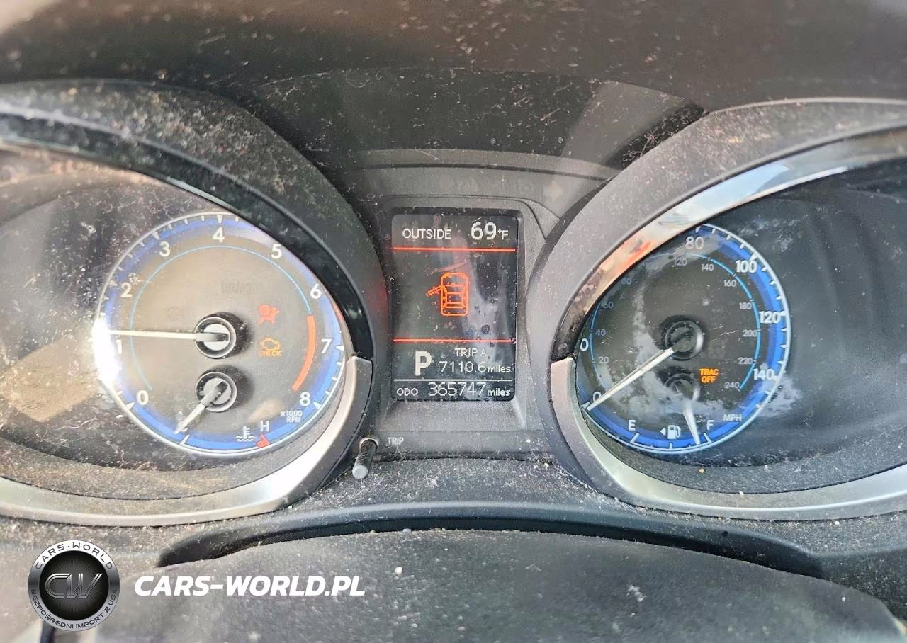 2016 Toyota Corolla S Plus VIN:2T1BURHE3GC494761 - 9