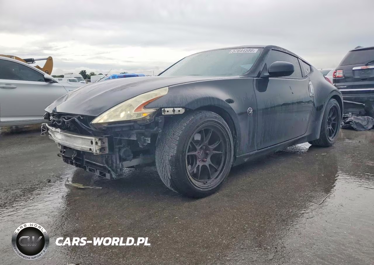 2013 Nissan 370Z Base