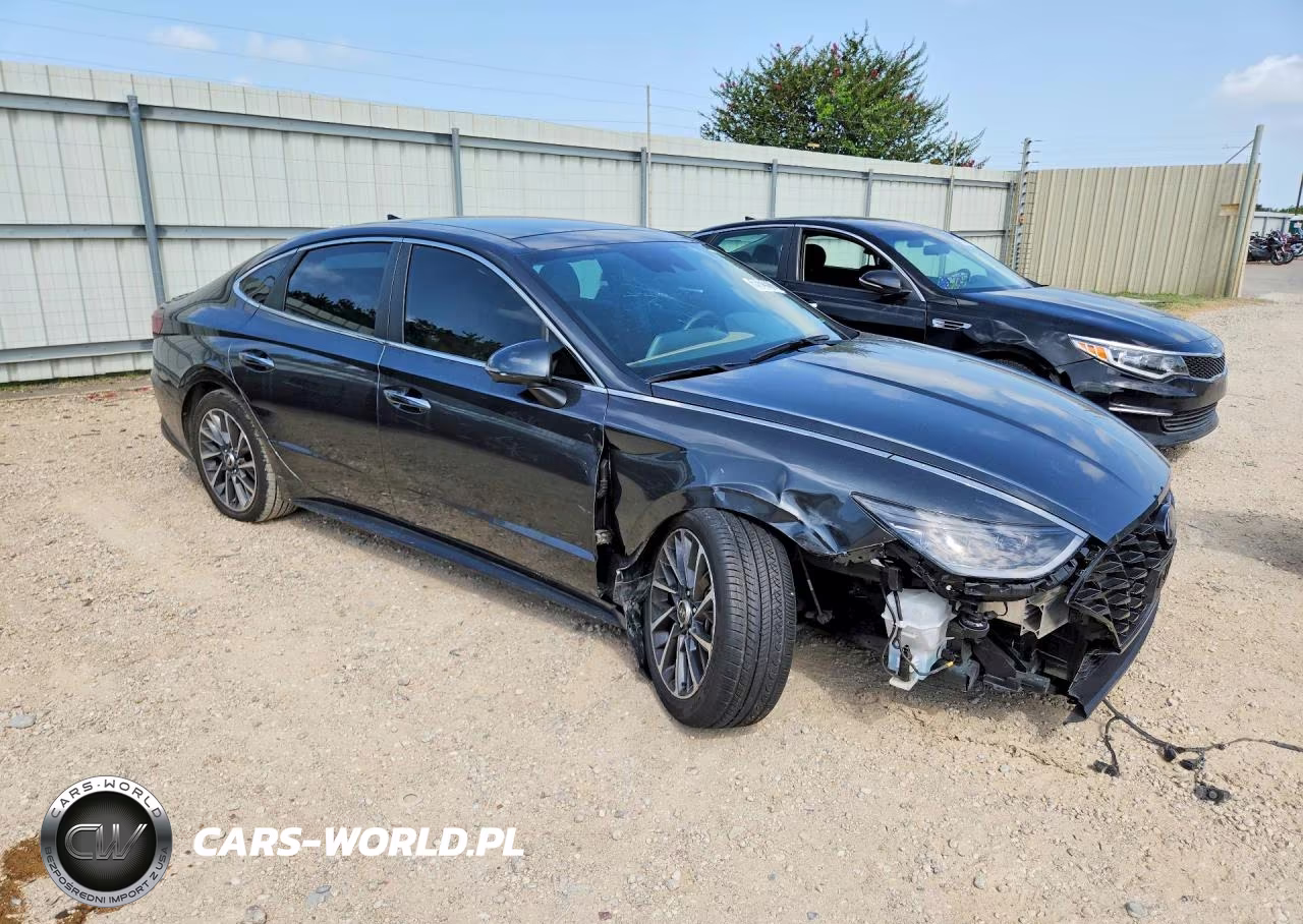 2021 Hyundai Sonata Limited VIN:KMHL34J21MA156989 - 4