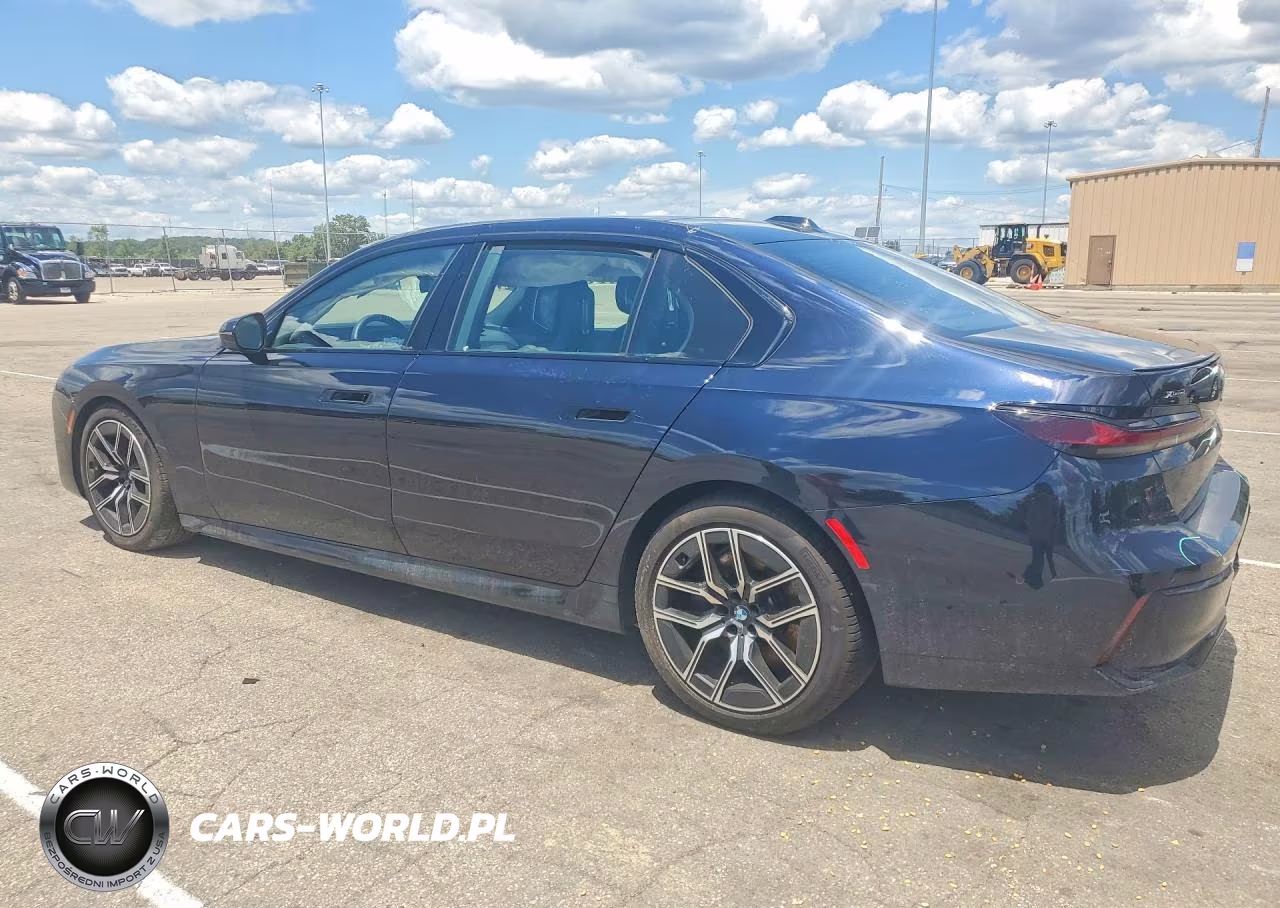 2026 BMW 740 Xi VIN:WBA33EH03TCW56439 - 2