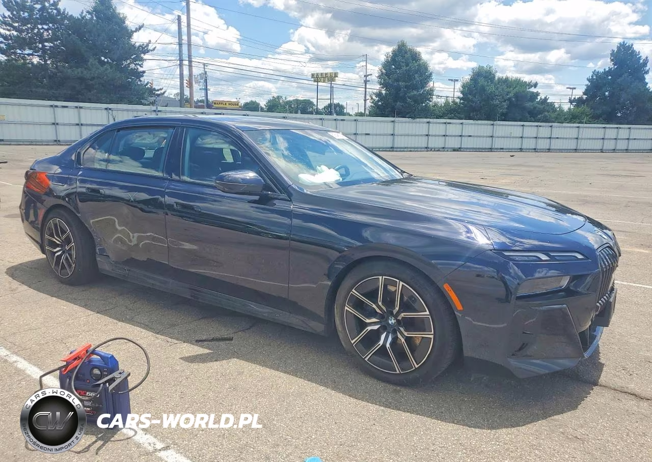 2026 BMW 740 Xi VIN:WBA33EH03TCW56439 - 4