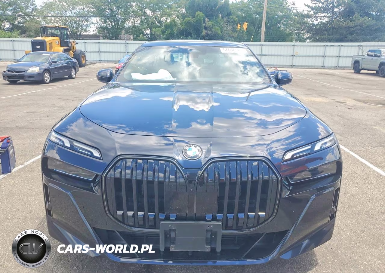 2026 BMW 740 Xi VIN:WBA33EH03TCW56439 - 5