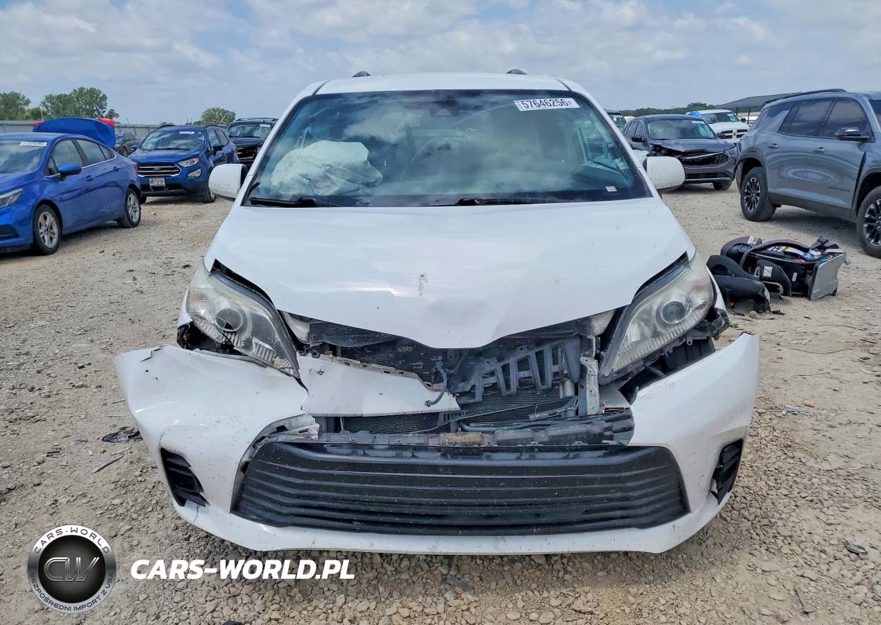 2019 Toyota Sienna Le VIN:5TDKZ3DC7KS986504 - 5