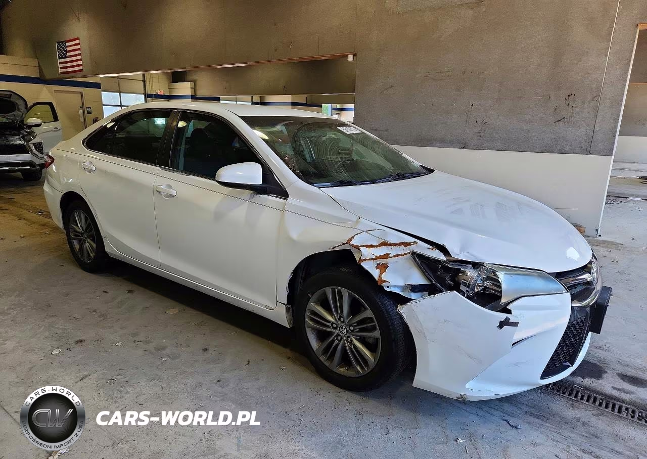 2015 Toyota Camry Se VIN:4T1BF1FK7FU055595 - 4