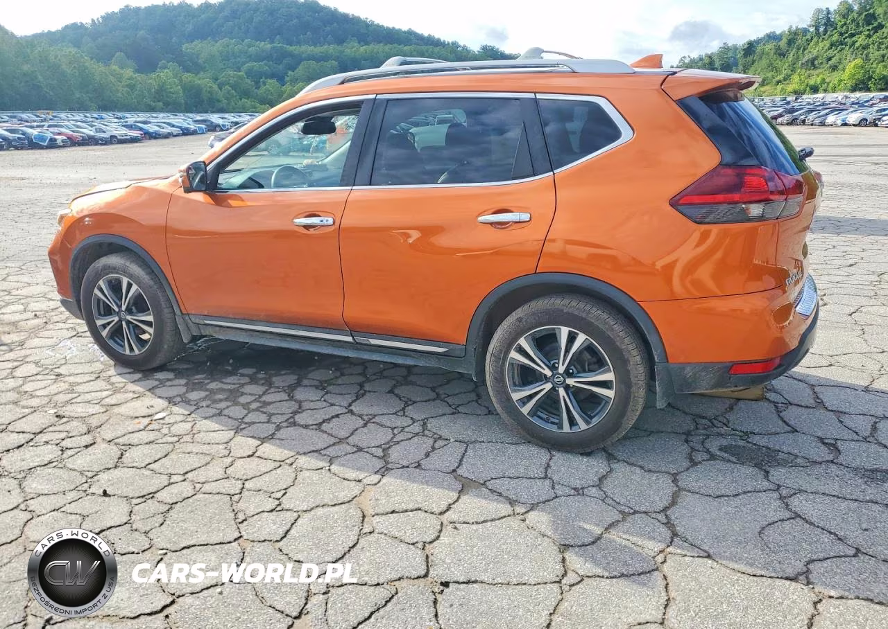 2018 Nissan Rogue S VIN:5N1AT2MV9JC758945 - 2