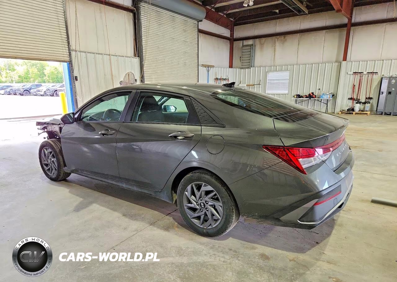 2026 Hyundai Elantra Hybrid Blue VIN:KMHLM4DJ8TU197651 - 2