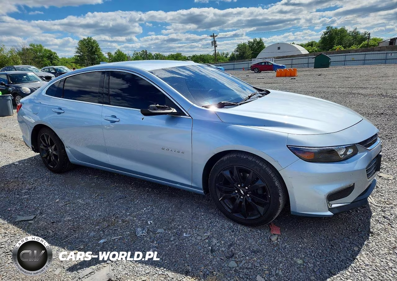 2017 Chevrolet Malibu Lt VIN:1G1ZE5ST4HF276387 - 4