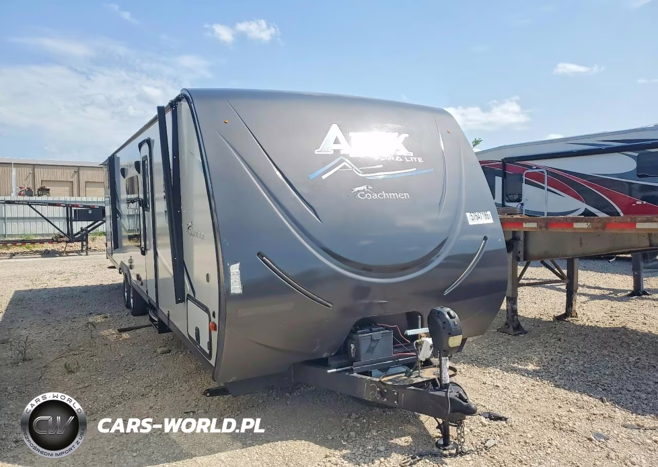 2018 Coach Travel Tra