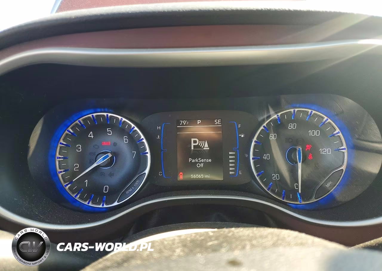 2020 Chrysler Pacifica Touring L VIN:2C4RC1BG2LR106118 - 9