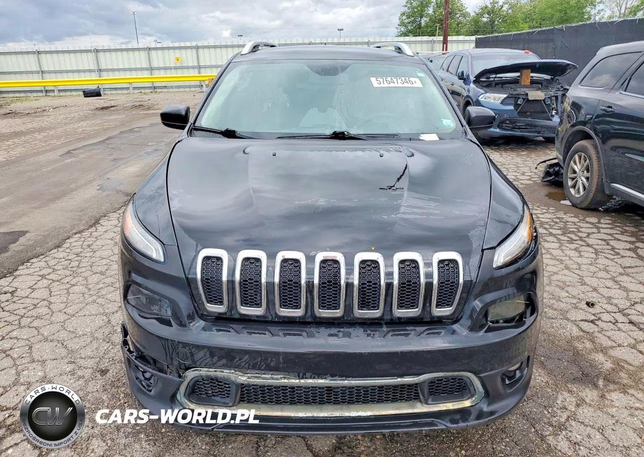 2014 Jeep Cherokee Latitude VIN:1C4PJMCS6EW269821 - 5