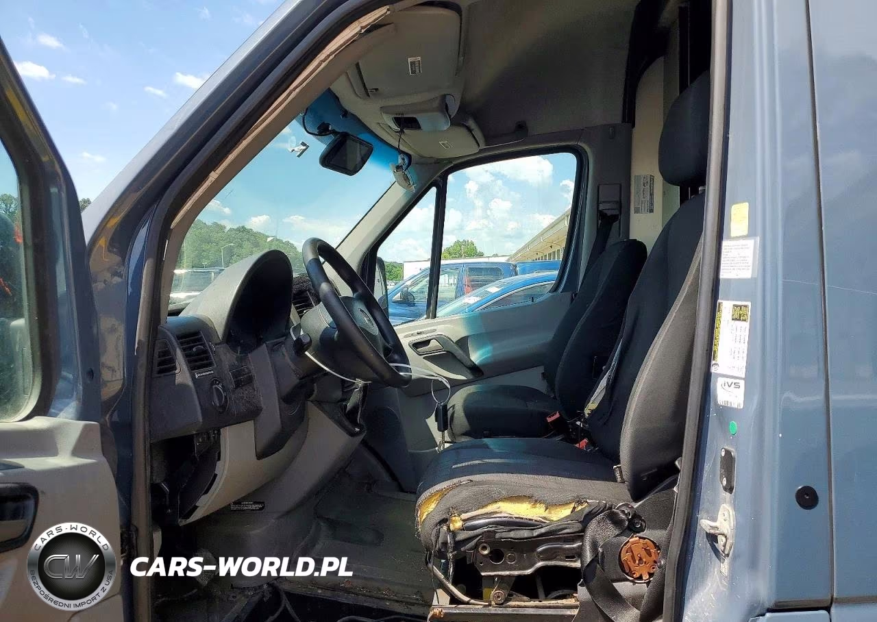 2018 Mercedes-Benz Sprinter 2500 VIN:WD3PE7CD2JP623436 - 7