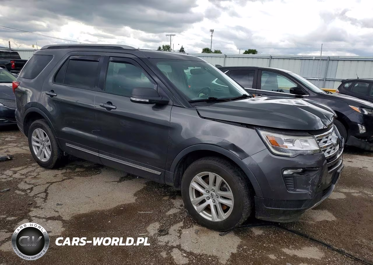 2019 Ford Explorer Xlt VIN:1FM5K8D86KGB25427 - 4