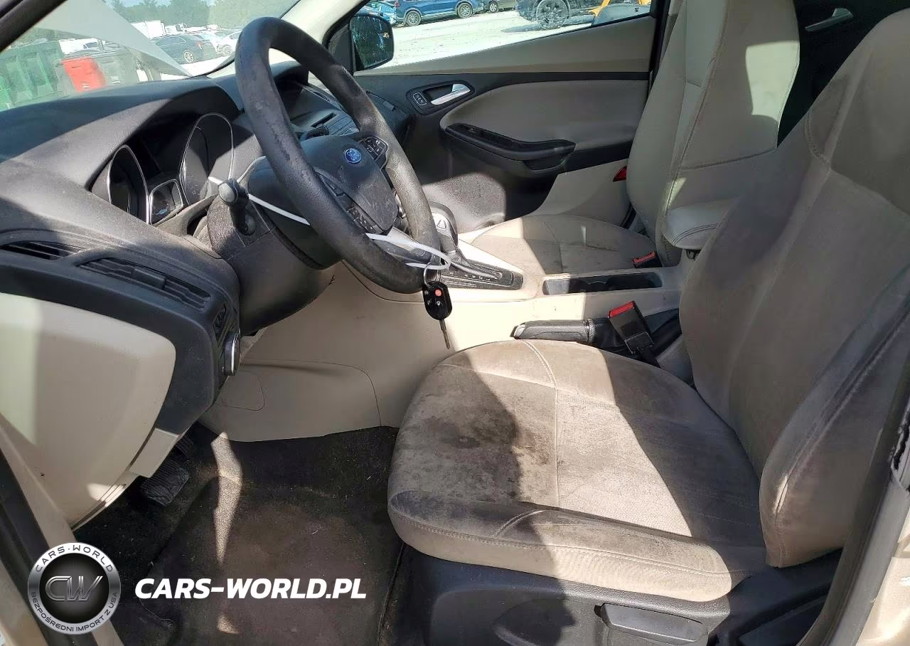2017 Ford Focus Se VIN:1FADP3K26HL241963 - 7