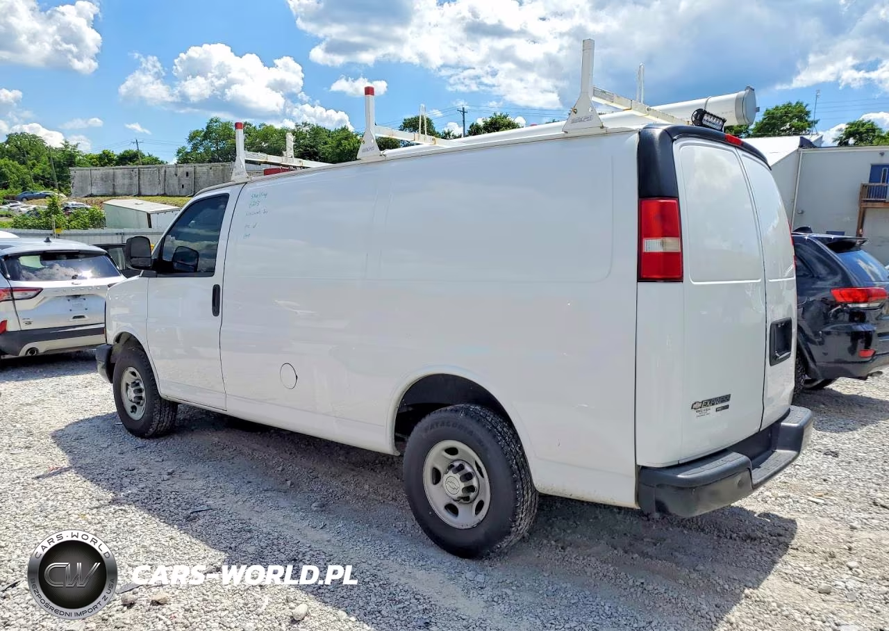 2015 Chevrolet Express G2500 VIN:1GCWGFCF9F1204968 - 2