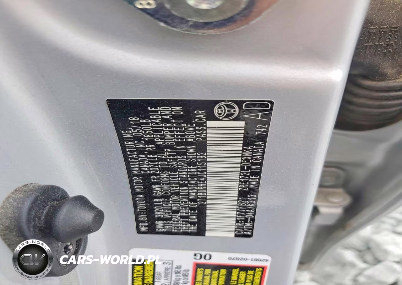 2018 Toyota Corolla Le VIN:2T1BURHE4JC115192 - 12