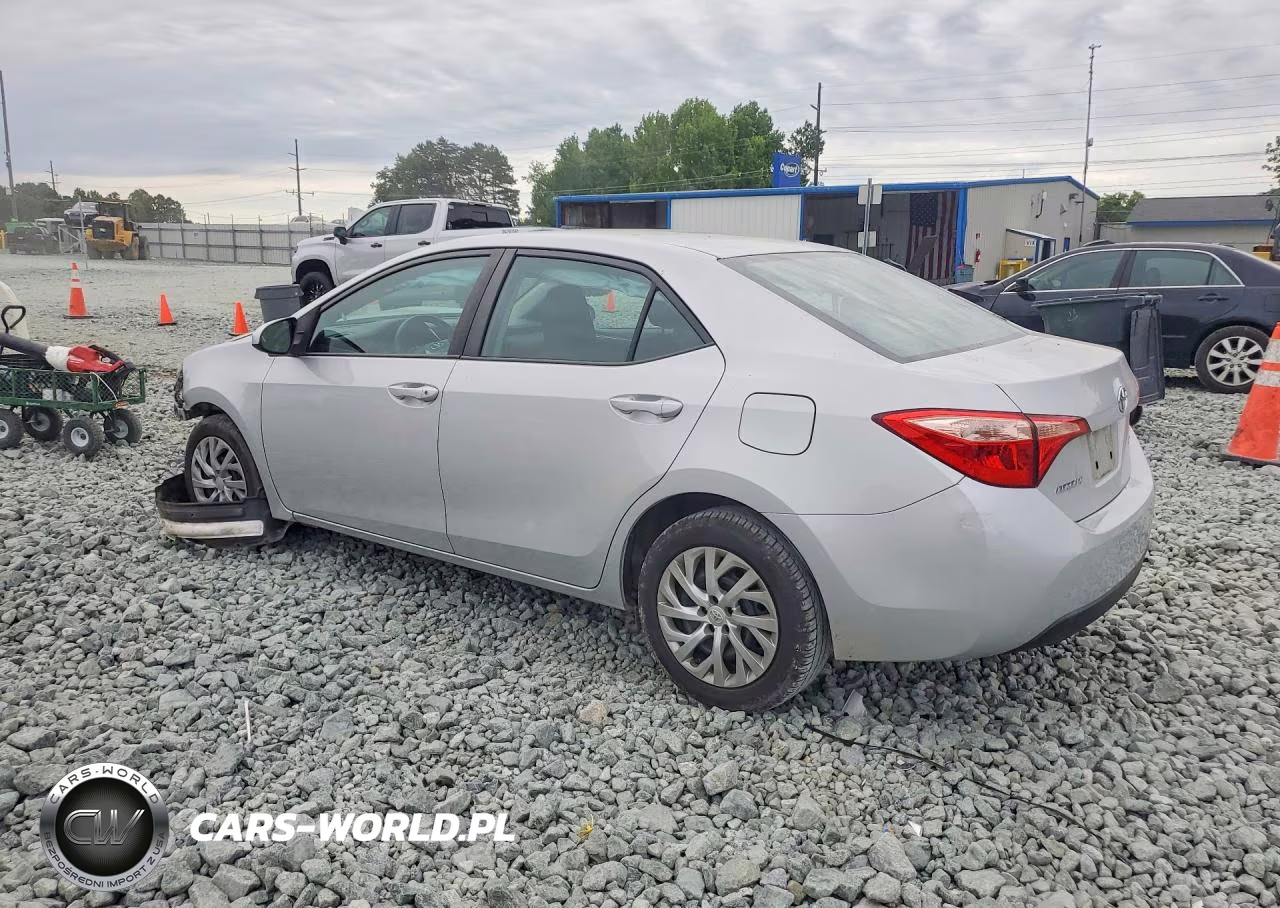2018 Toyota Corolla Le VIN:2T1BURHE4JC115192 - 2