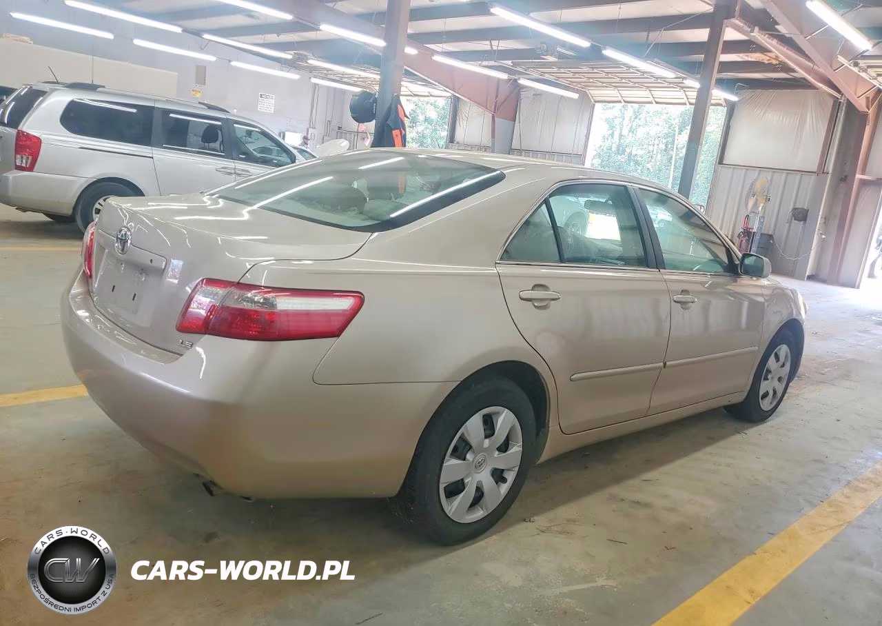 2009 Toyota Camry Le VIN:4T1BE46K79U396780 - 3