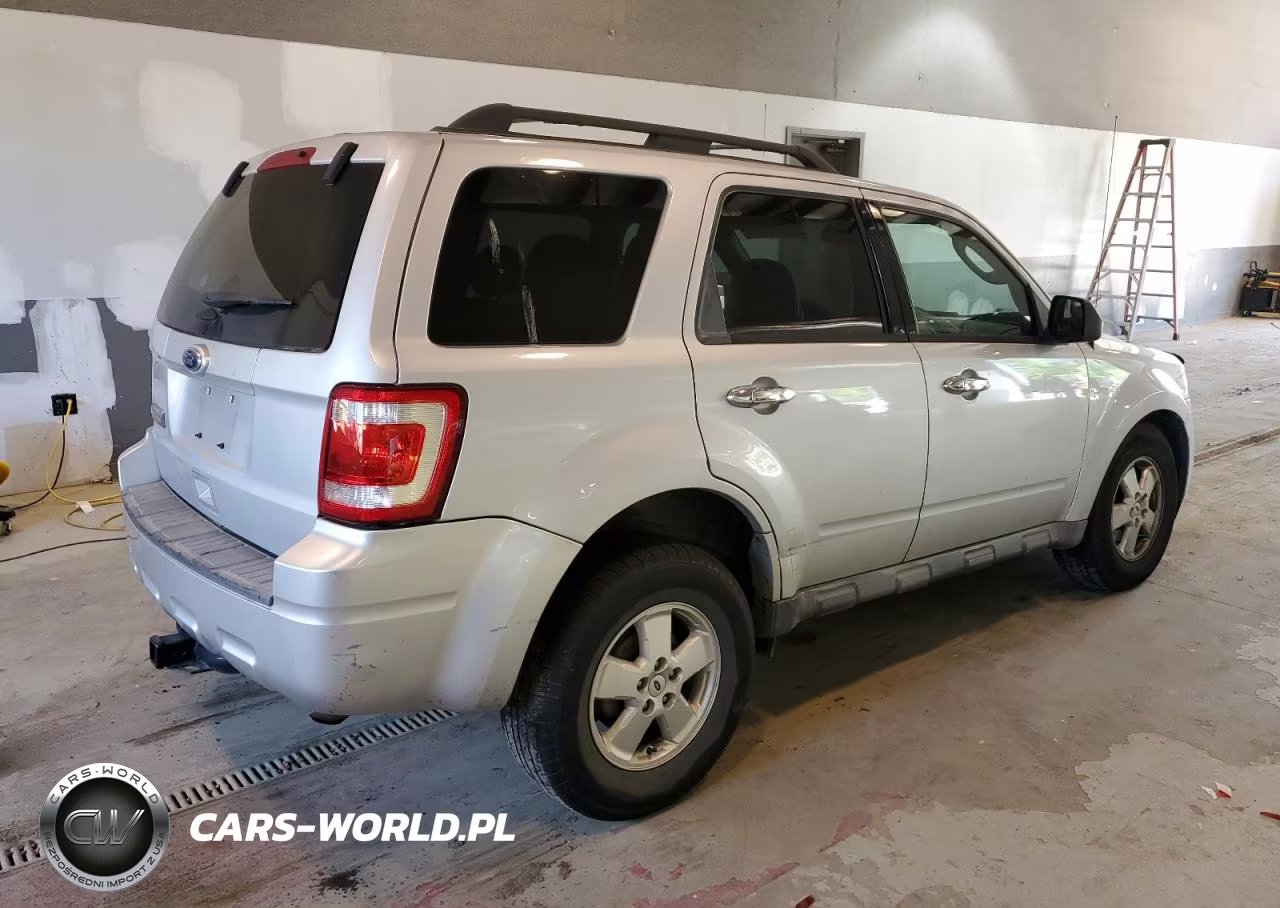 2011 Ford Escape Xlt VIN:1FMCU9D77BKC36421 - 3