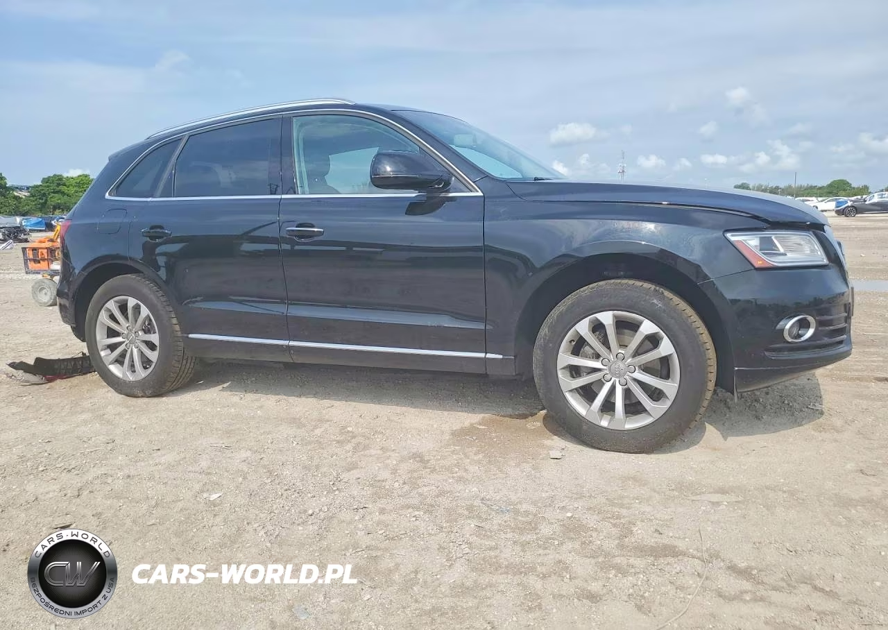2016 Audi Q5 Premium VIN:WA1C2AFP8GA025793 - 4