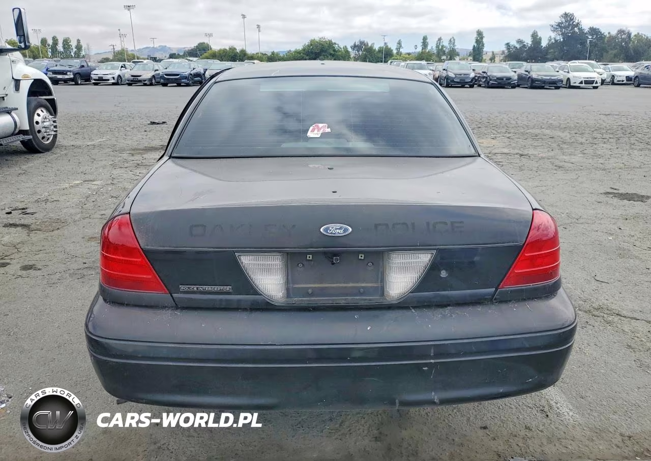 2007 Ford Crown Victoria Police Interceptor VIN:2FAHP71W07X125253 - 6