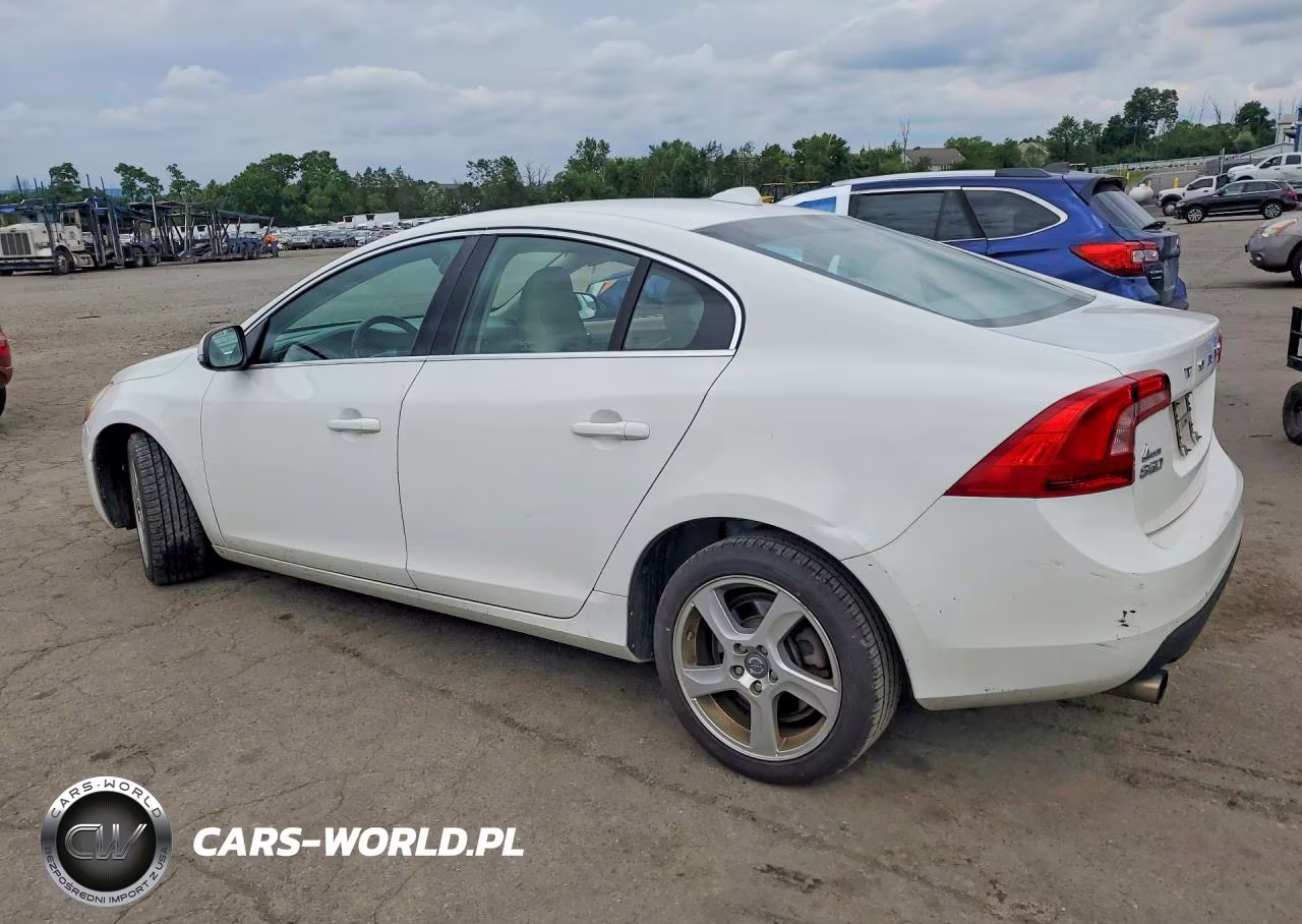 2012 Volvo S60 T5 VIN:YV1622FSXC2030067 - 2