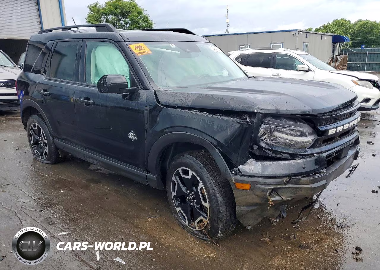 2021 Ford Bronco Sport Outer Banks VIN:3FMCR9C62MRB36901 - 4