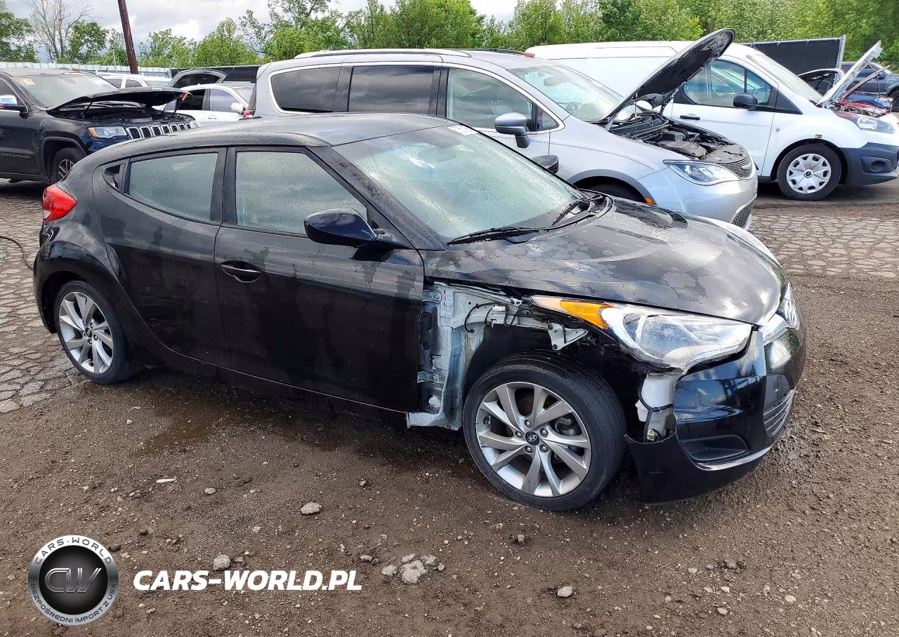 2016 Hyundai Veloster Base VIN:KMHTC6AD5GU295121 - 4