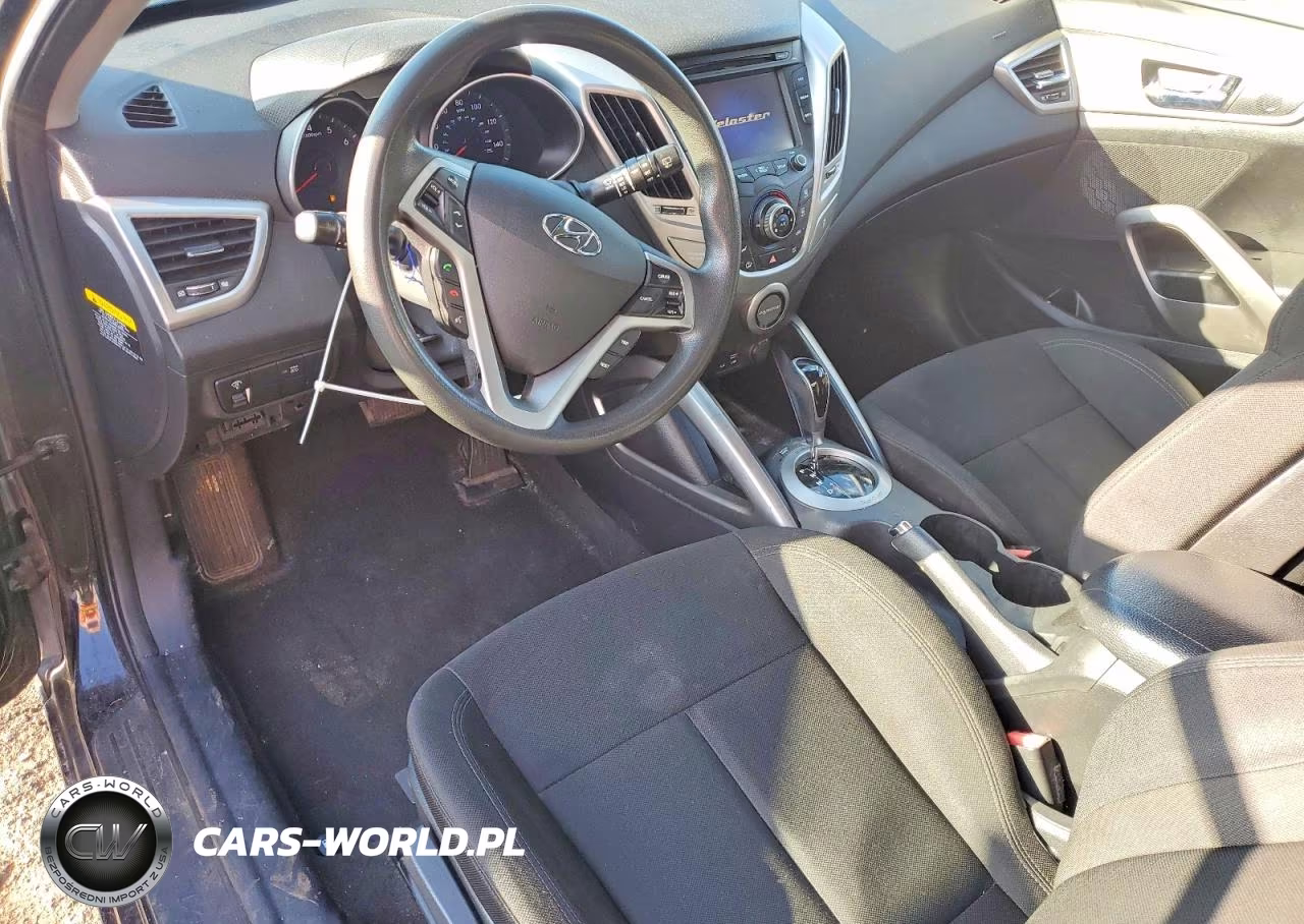 2016 Hyundai Veloster Base VIN:KMHTC6AD5GU295121 - 8