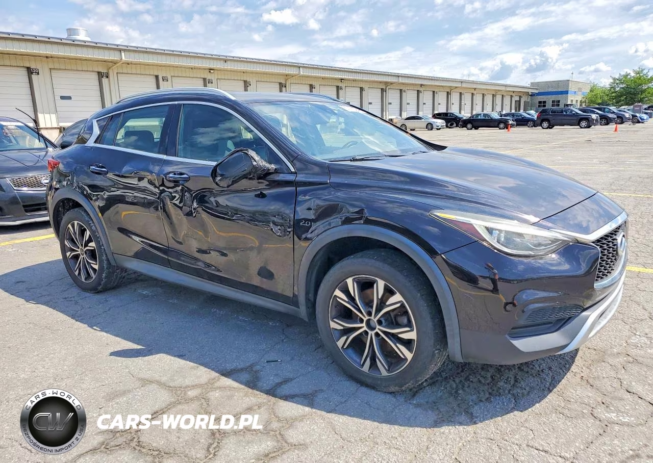 2018 Infiniti Qx30 Luxury VIN:SJKCH5CR9JA052426 - 4