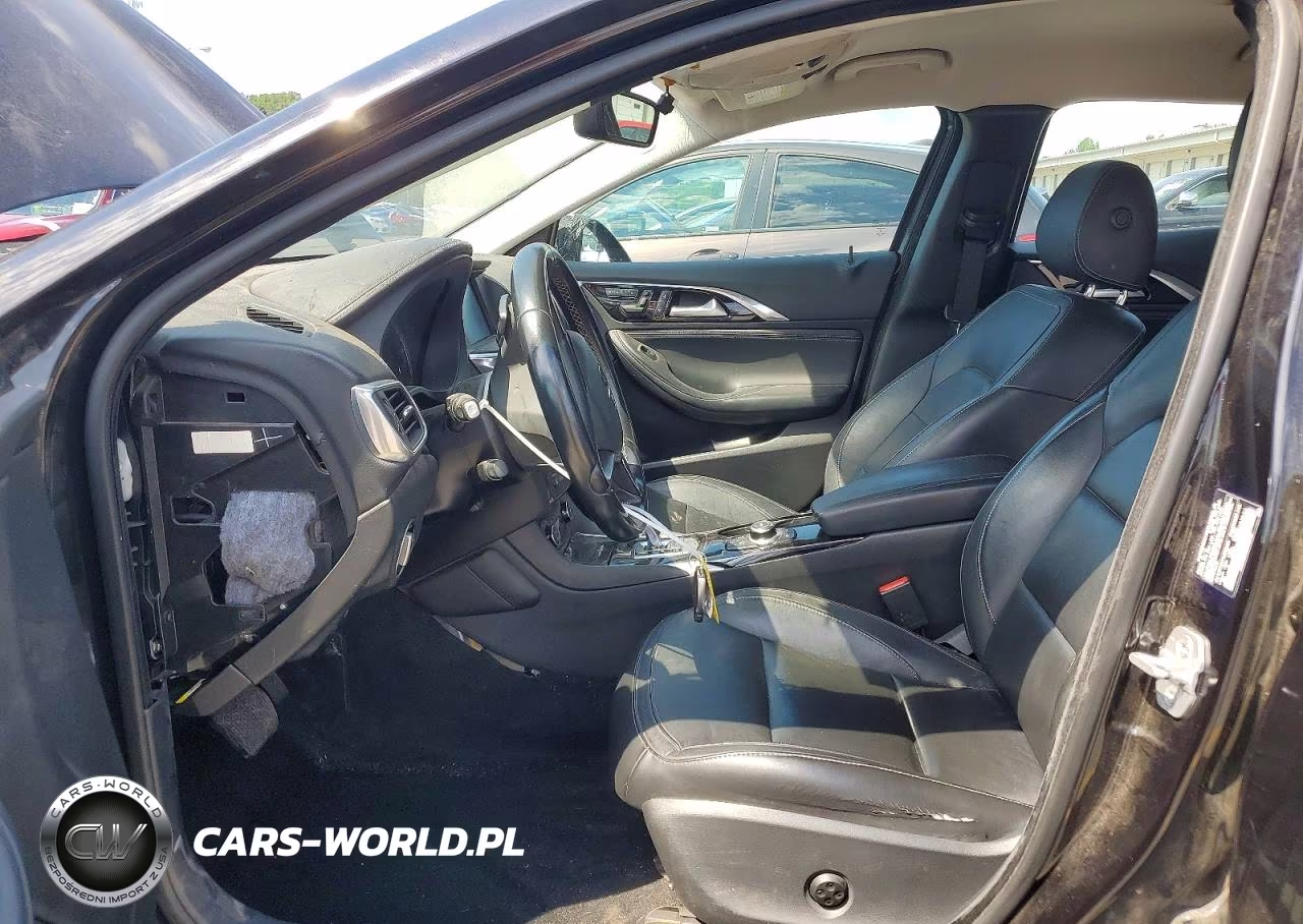 2018 Infiniti Qx30 Luxury VIN:SJKCH5CR9JA052426 - 7