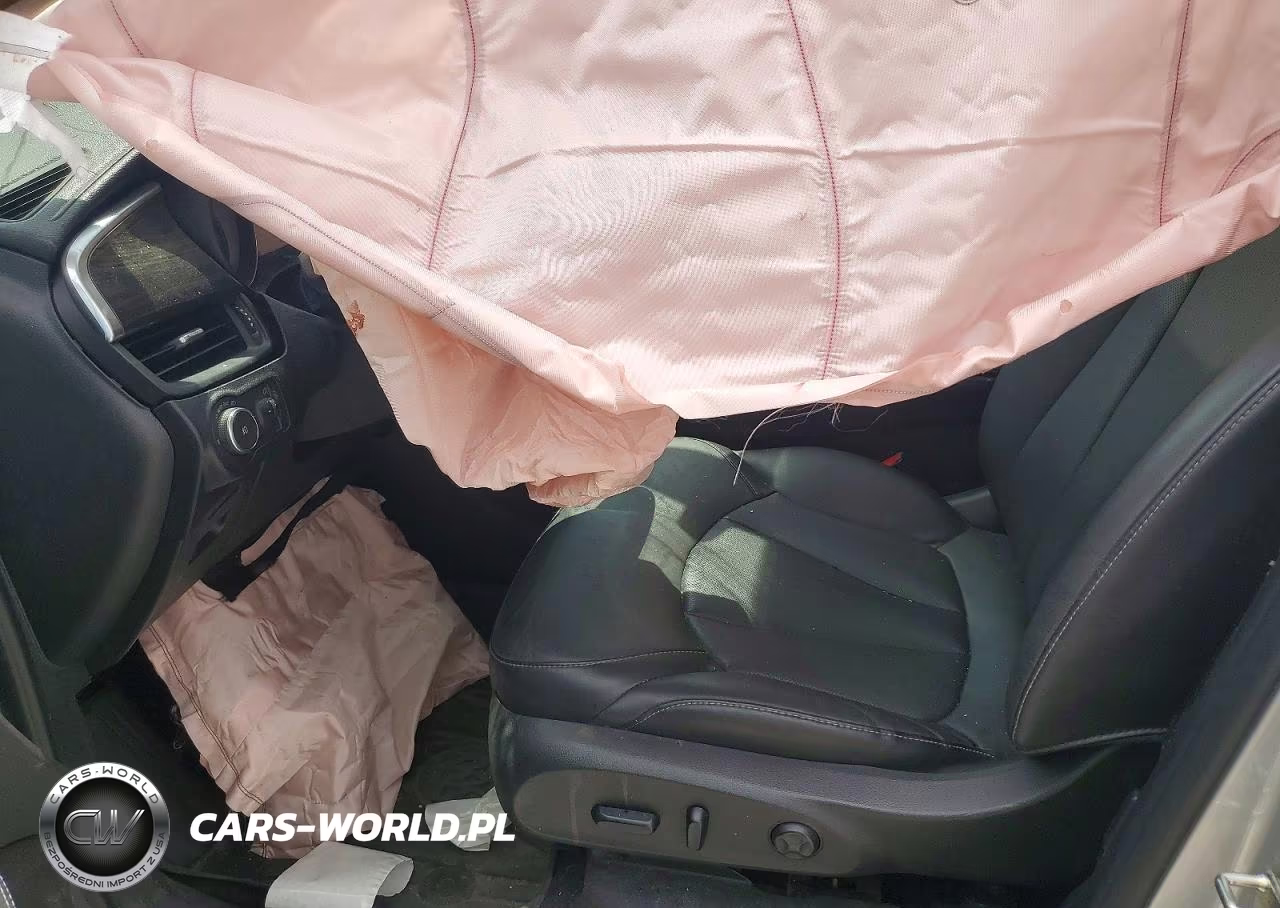 2019 Buick Envision Essence VIN:LRBFXCSA2KD019852 - 7
