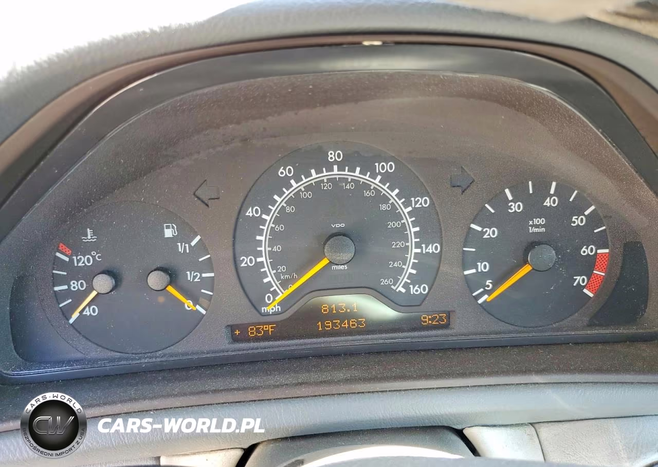 1999 Mercedes-Benz Clk 320 VIN:WDBLK65G2XT027059 - 9