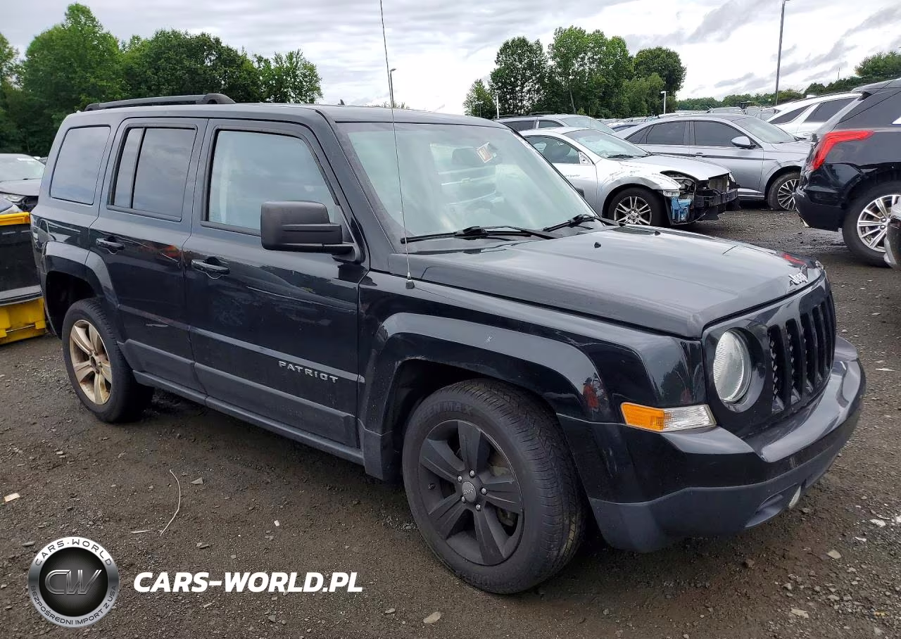 2016 Jeep Patriot Latitude VIN:1C4NJPFA2GD792361 - 4
