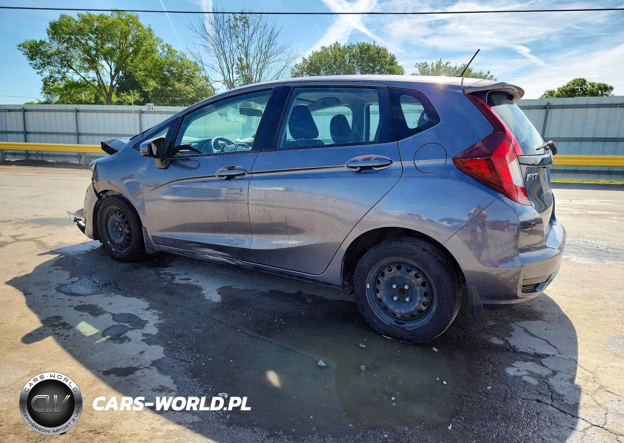 2020 Honda Fit Lx VIN:3HGGK5H47LM728382 - 2