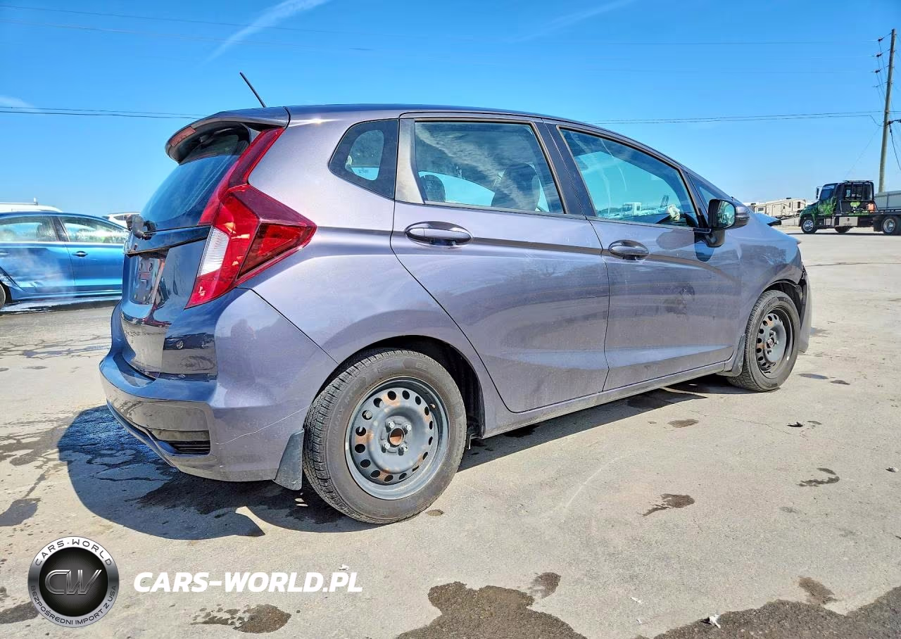 2020 Honda Fit Lx VIN:3HGGK5H47LM728382 - 3