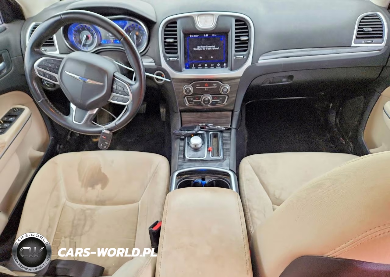 2019 Chrysler 300 Touring VIN:2C3CCAAG9KH727131 - 8