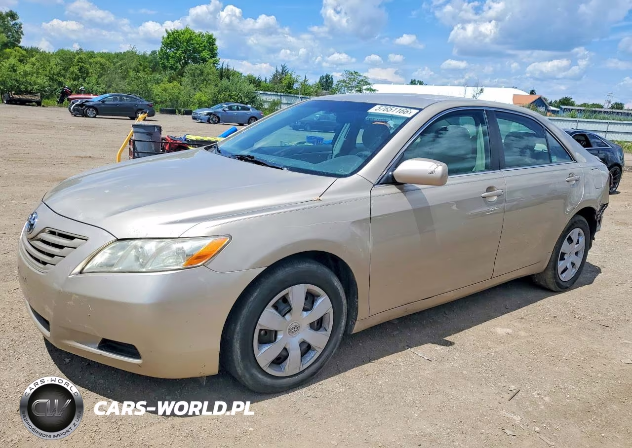 2009 Toyota Camry Le – zdjęcie 1 z 12