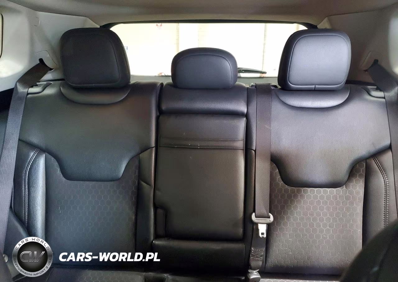 2020 Jeep Compass Latitude VIN:3C4NJCBB4LT122810 - 10