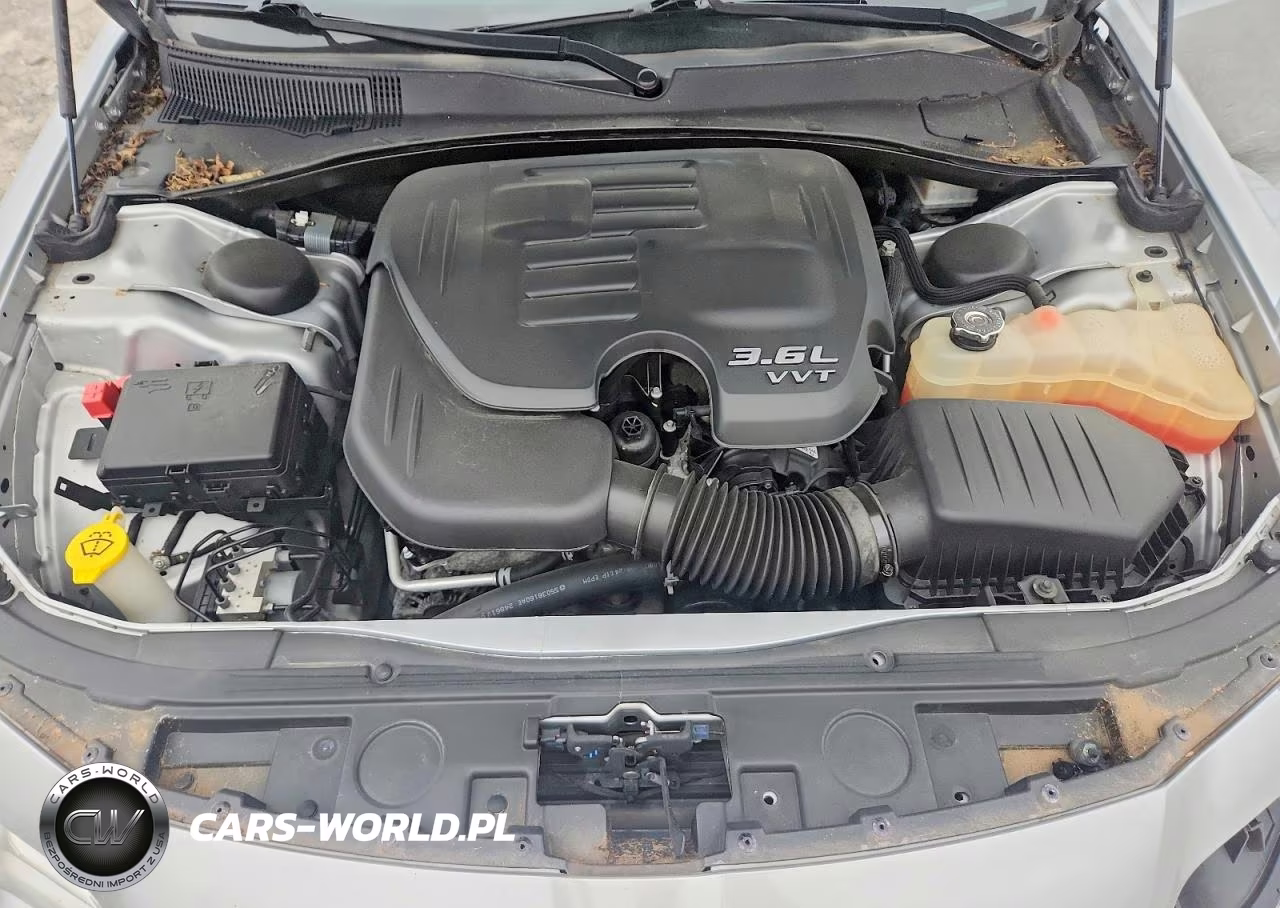2020 Chrysler 300 Limited VIN:2C3CCAKGXLH142042 - 11