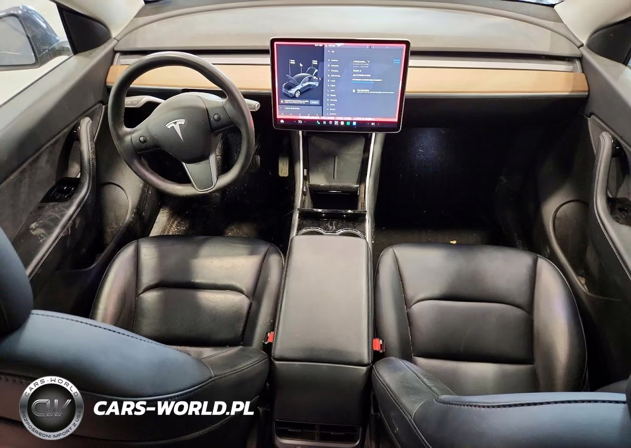 2020 Tesla Model Y VIN:5YJYGDEE7LF031519 - 8