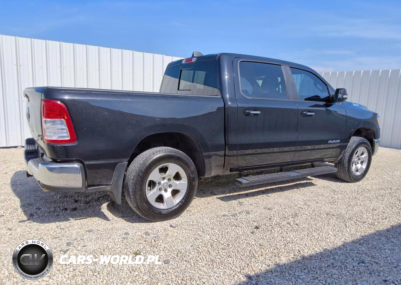2019 Ram 1500 Big Horn VIN:1C6SRFFT4KN561639 - 3