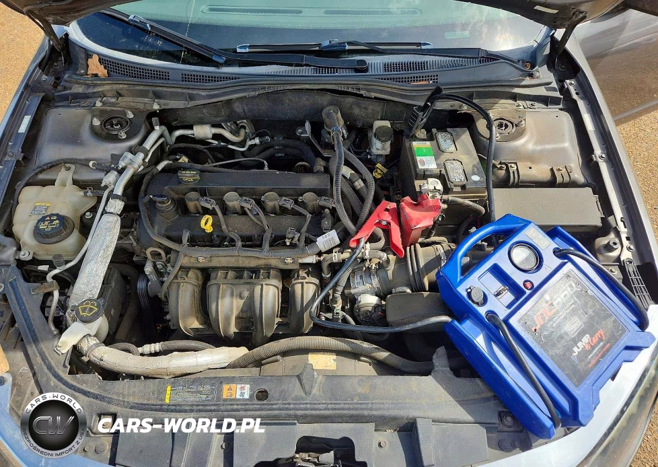 2010 Ford Fusion VIN:3FAHP0HA7AR371966 - 11