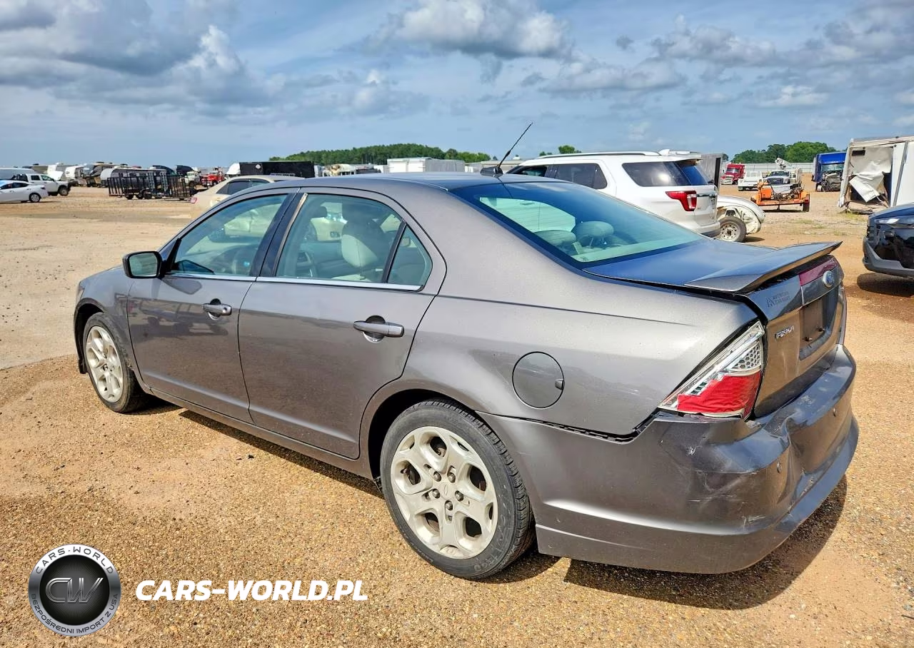 2010 Ford Fusion VIN:3FAHP0HA7AR371966 - 2